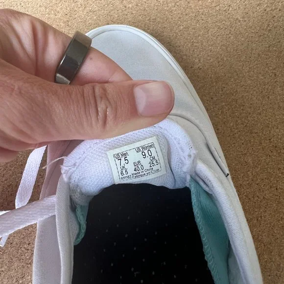 Vans Unisex Authentic Comfycush Sneakers - Size 9W/7.5M - Picture 5 of 6